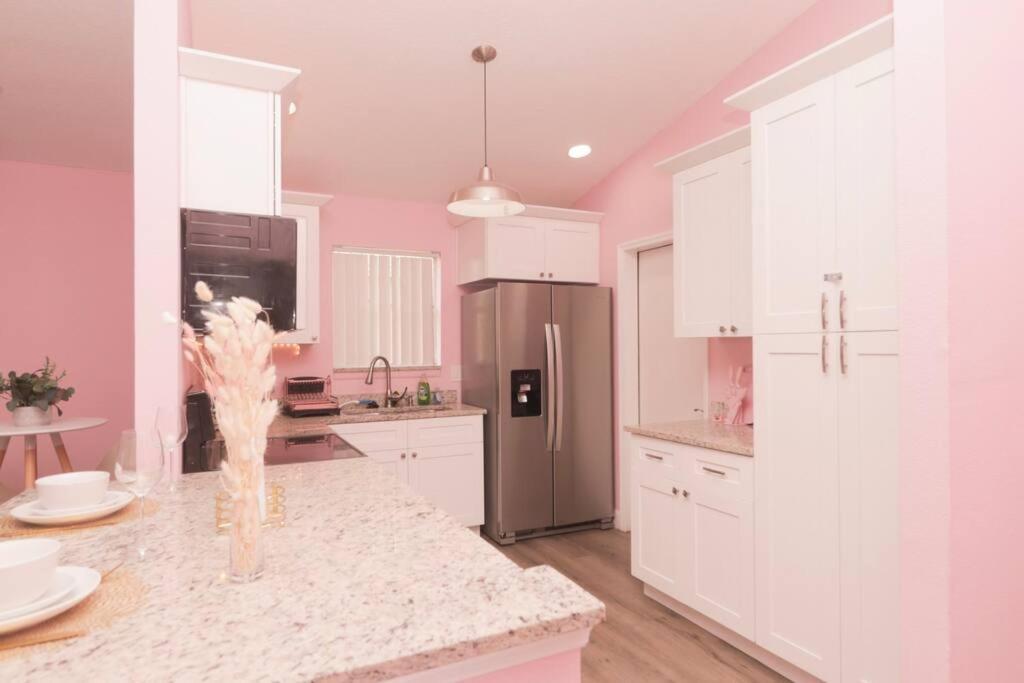 The Pink House Orlando Villa Exterior photo